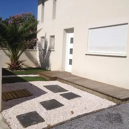Maison Climatisee Avec Piscine Holiday home *